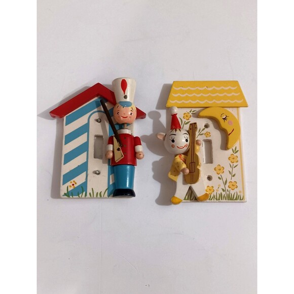 Originals by Irmi (Nursery Plastic Inc) Set of 2 Vintage Light Switch Covers - Picture 1 of 6